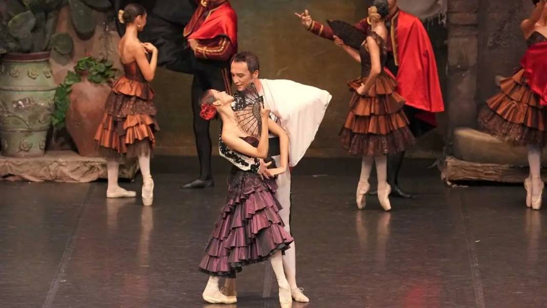 Don Kişot Balesi Antalya’da Son Kez Sahneye Çıkıyor! 5